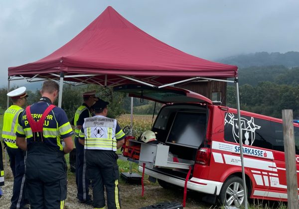 Schwerer Busunfall in Obertiefenbach